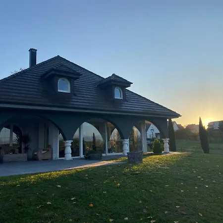 Villa Victoria 67 *