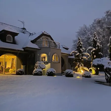 Victoria 67 Villa