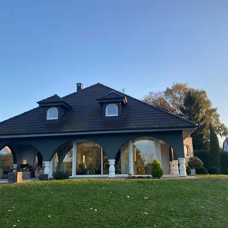 Victoria 67 Villa